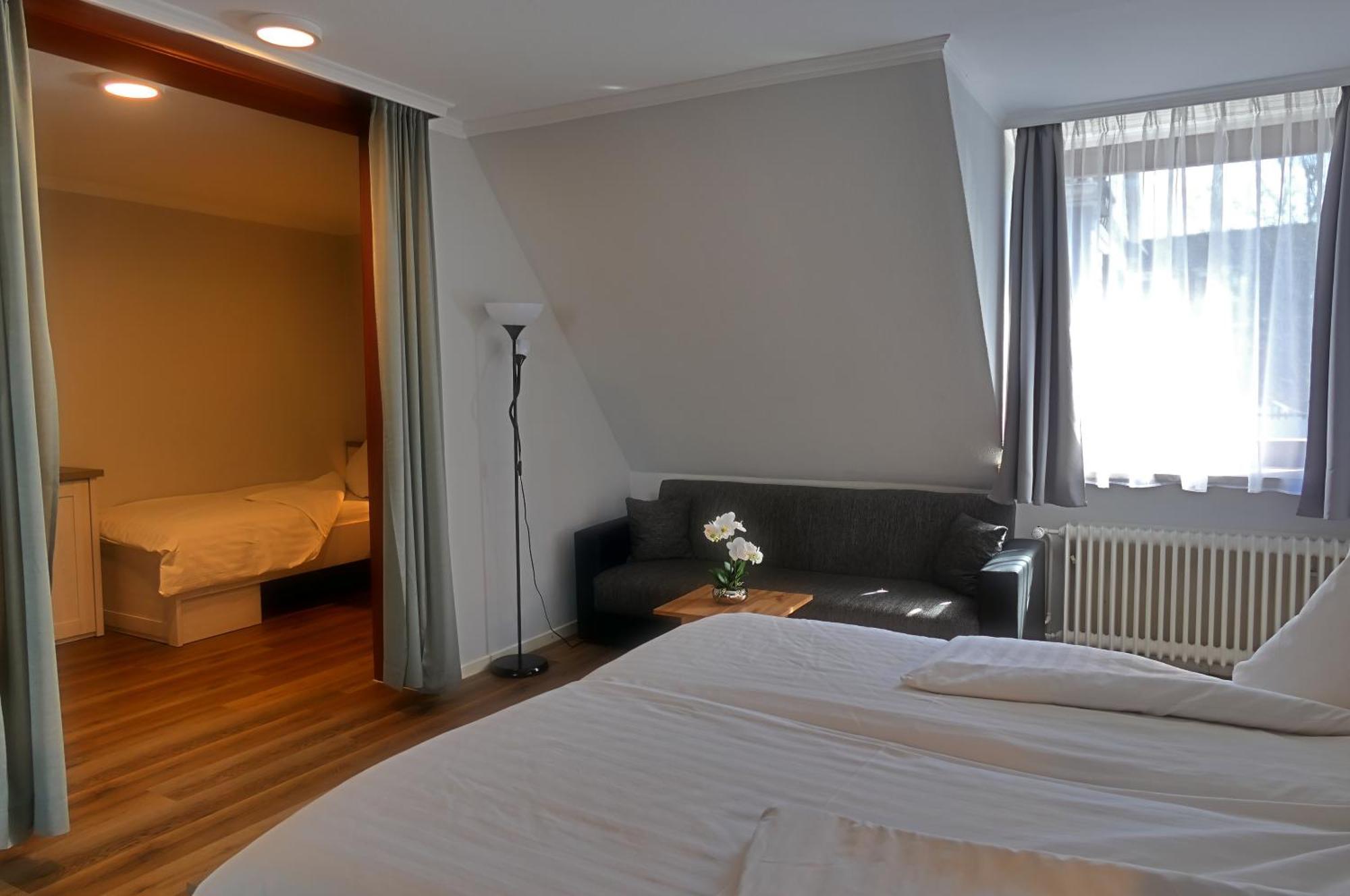Wennhof Hotel Scharbeutz Bagian luar foto
