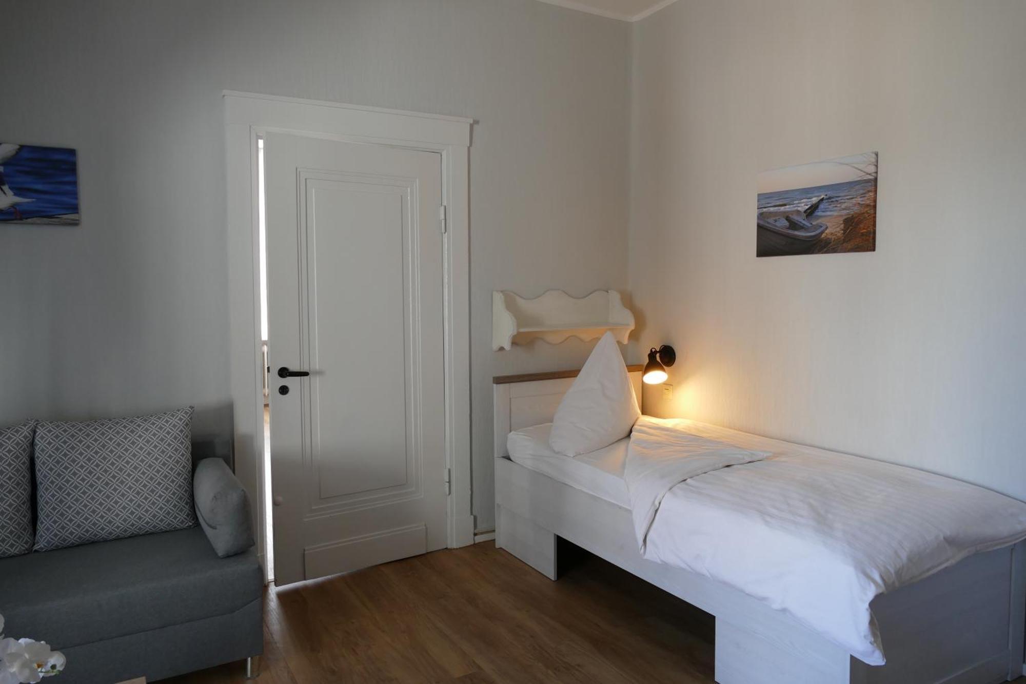 Wennhof Hotel Scharbeutz Bagian luar foto
