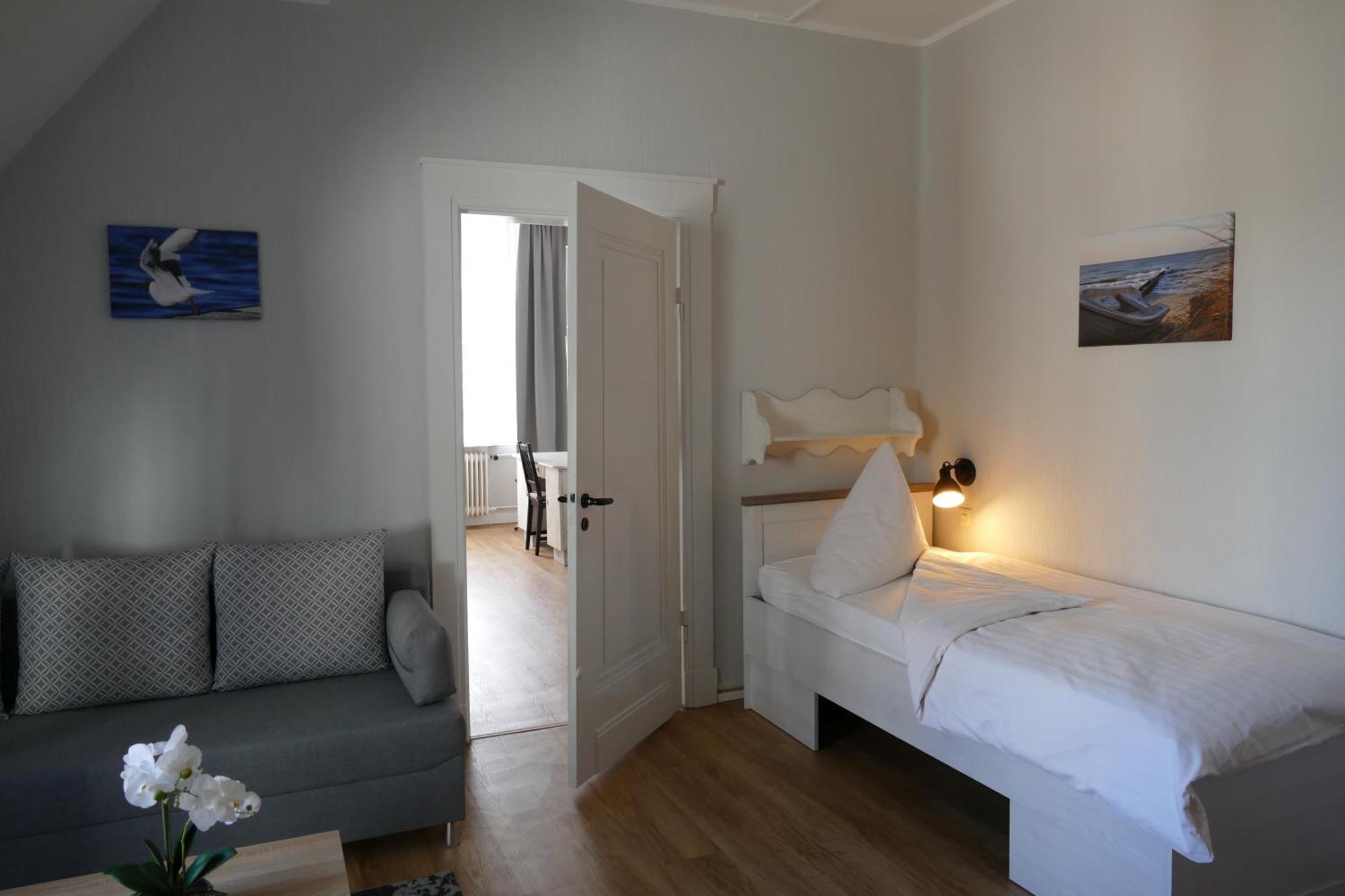 Wennhof Hotel Scharbeutz Bagian luar foto