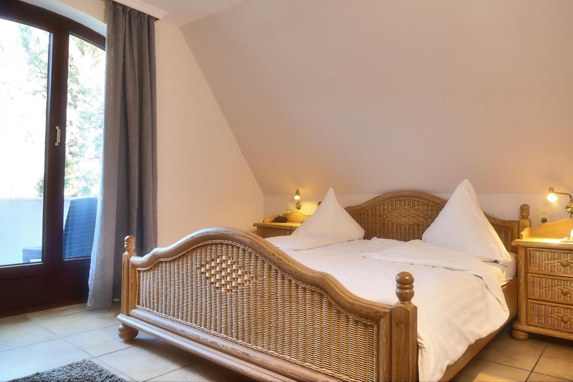 Wennhof Hotel Scharbeutz Bagian luar foto